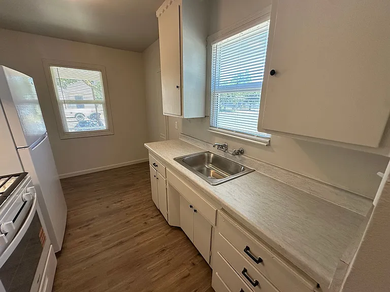 Water/Sewer Paid — Photo 18