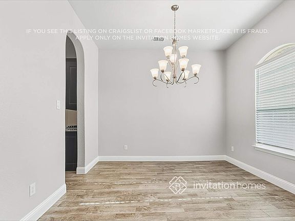 4th image of 221 Honey Brook Ln