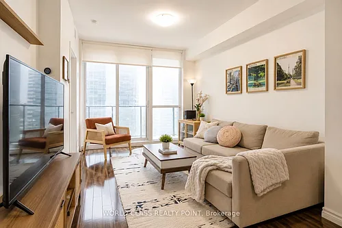 55 Bremner Blvd #1308 Photo 1