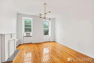 Rented by (Legacy) Elegran