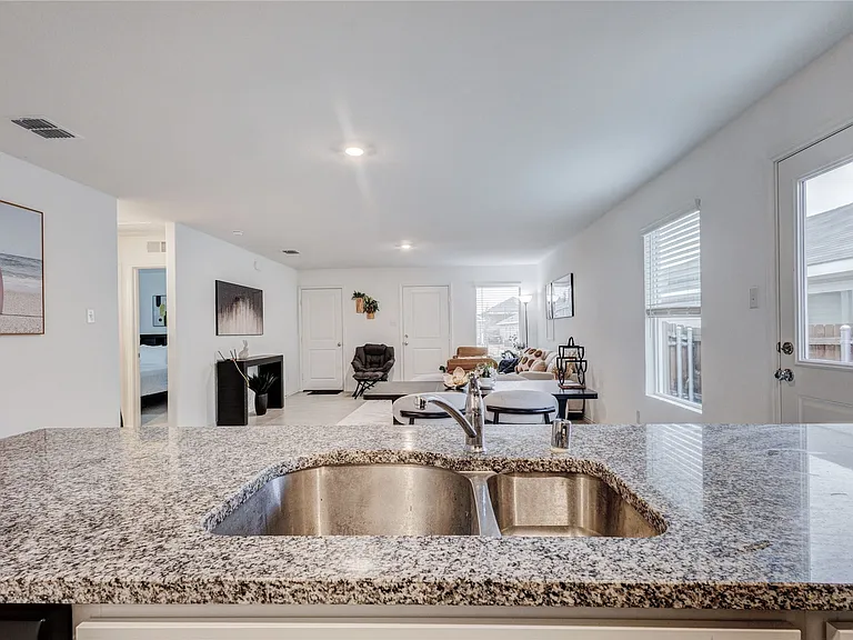 3505 Flicker Ln — Photo 12