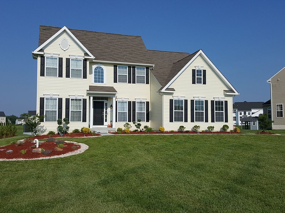 2nd image of 120 Bryn Ln