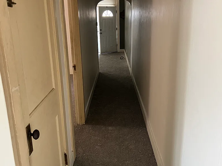 810 W Main St #1 — Photo 3