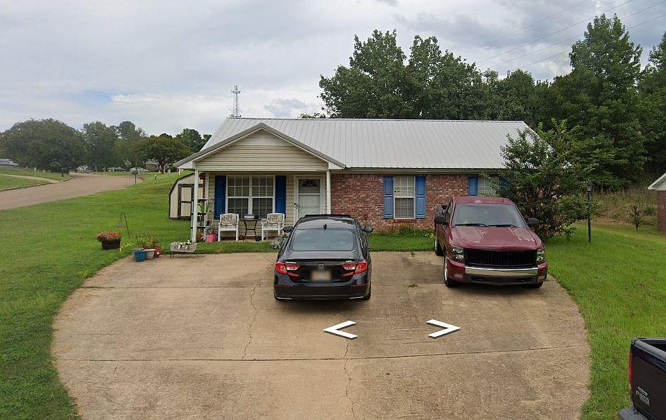 1st image of 601 Shiloh Dr