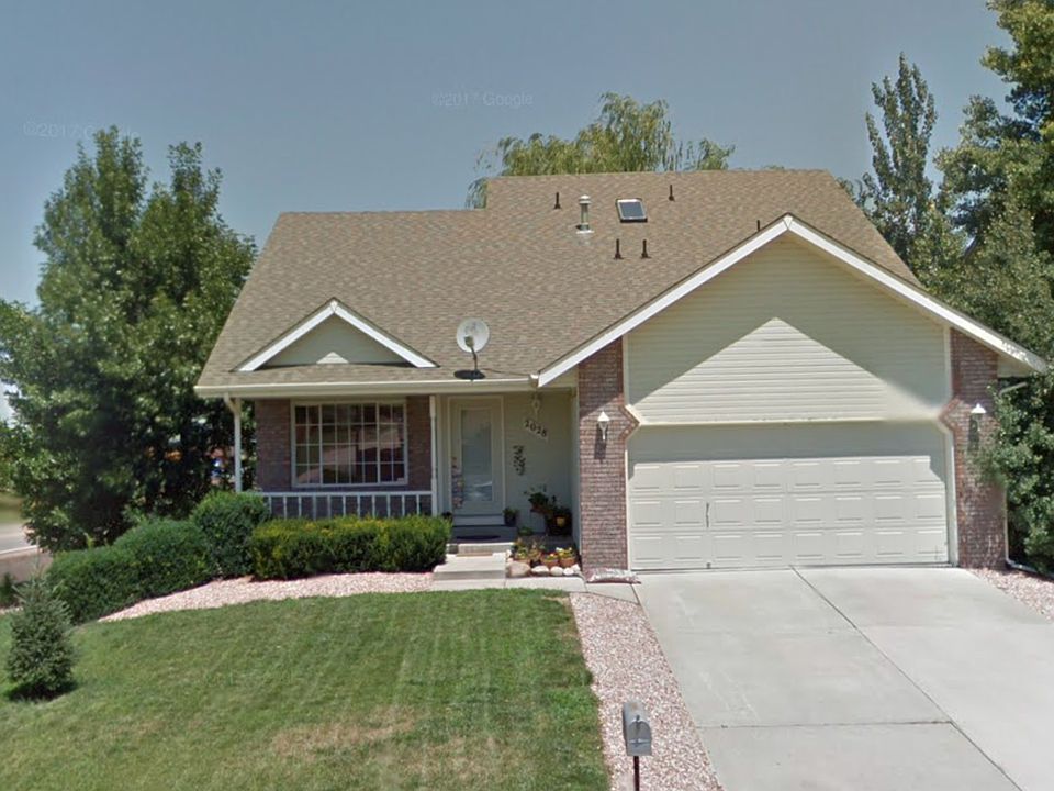 1st image of 2028 Fairway Ln