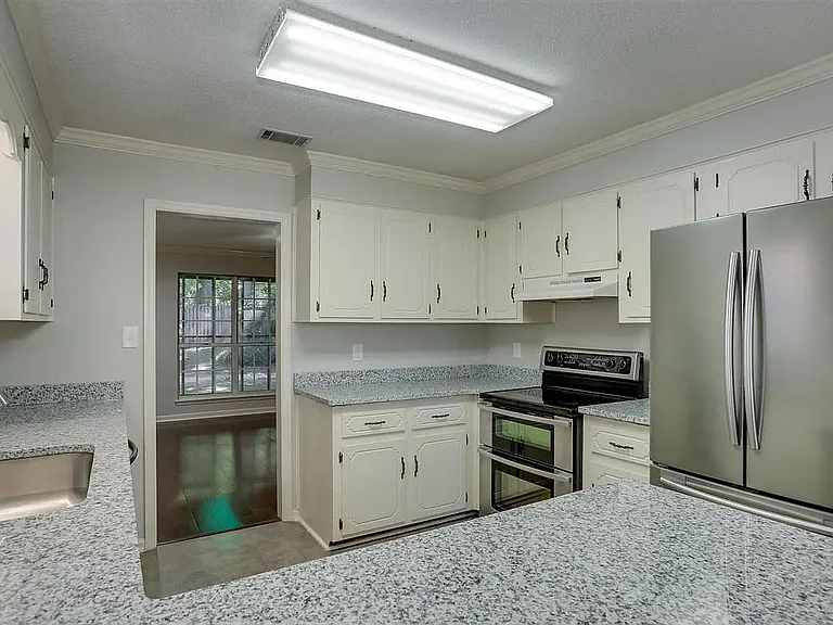 2907 Pointewest Dr — Photo 17