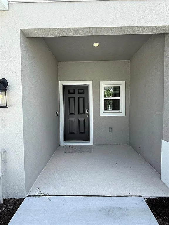 3 bed, 2.5 bath, 1404 sqft, $2,650 — Photo 2