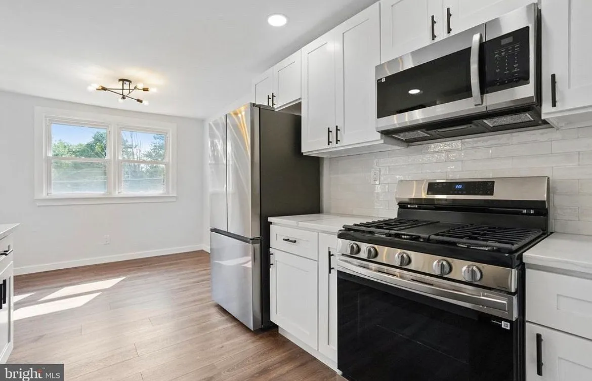 2 bed, $2,000 — Photo 4
