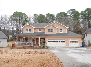 2068 Lakewood Cir, Grayson, GA 30017