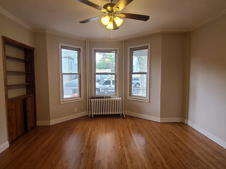 476 Gregory Ave #1 — Photo 2