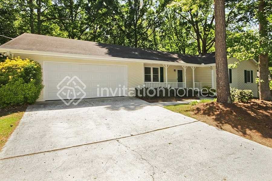 1st image of 3155 Arden Way