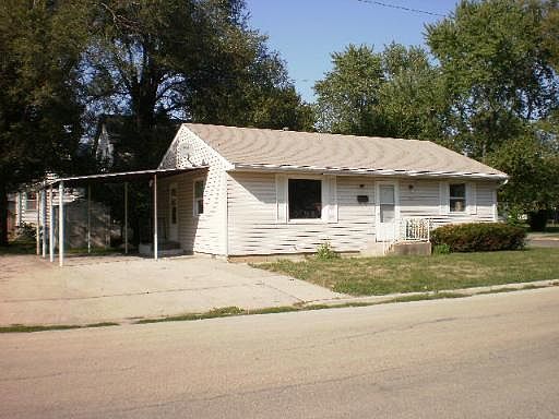 1st image of 535 W Superior St