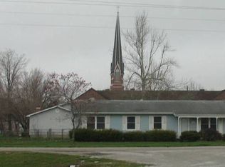 420 Matilda St, Illiopolis, IL 62539