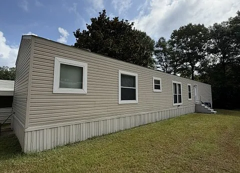 116 Courtney Paige Loop Photo 1