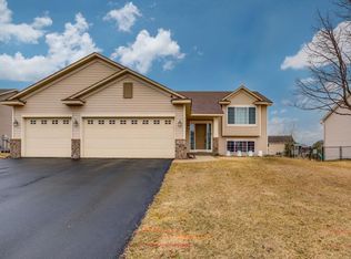 815 10th Ave NE, Lonsdale, MN 55046