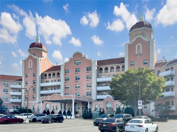 2 Richmond Road #2LL, Lido Beach, NY 11561