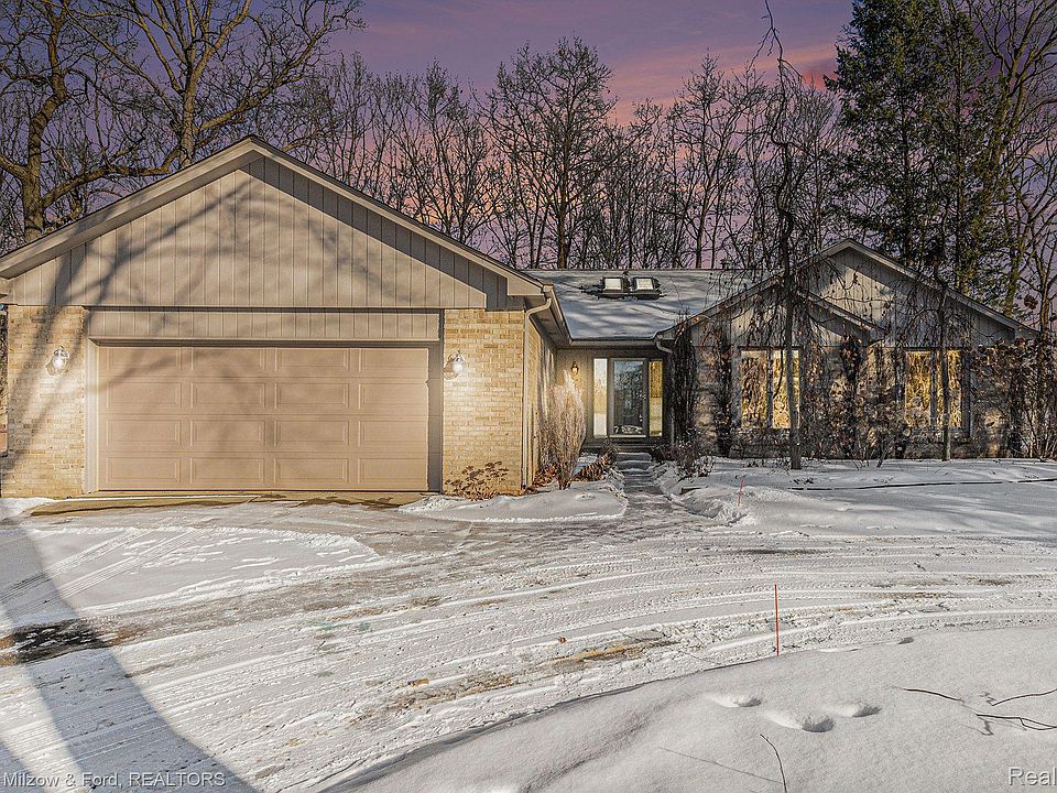 1st image of 5976 Snow Apple Dr