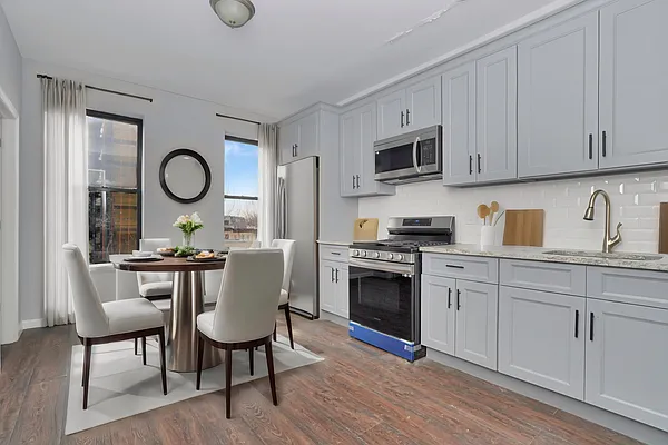 Rented by Compass | media 14