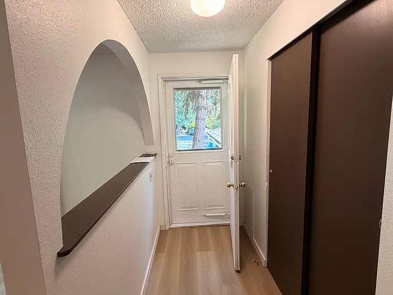 5801 143rd St SW — Photo 2