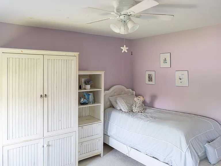 Serenity Dr — Photo 14