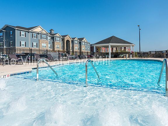 4th image of 1122 Chateau Crossing Dr APT 307