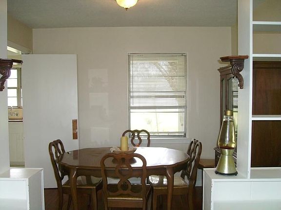 5th image of 3214 Albemarle Dr