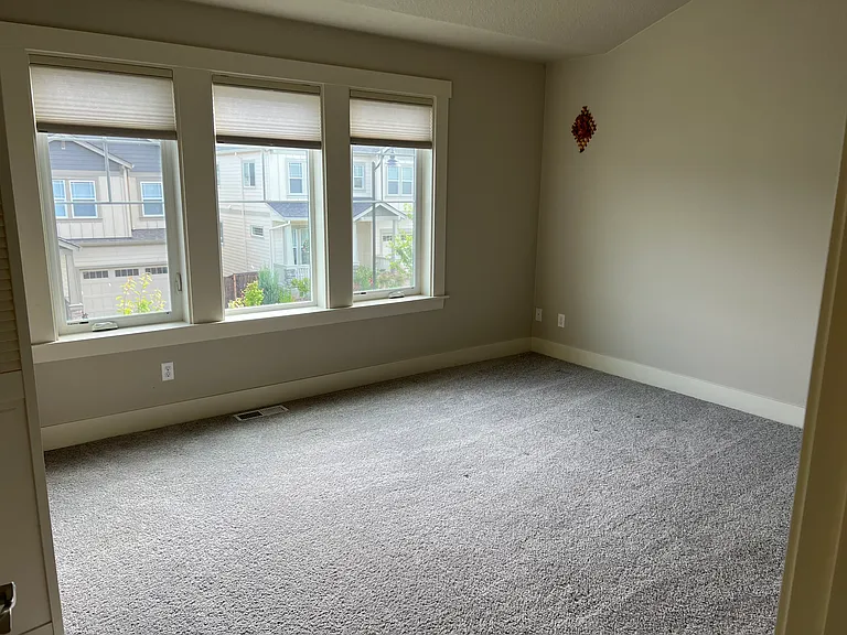 15182 NW Evelyn St — Photo 31