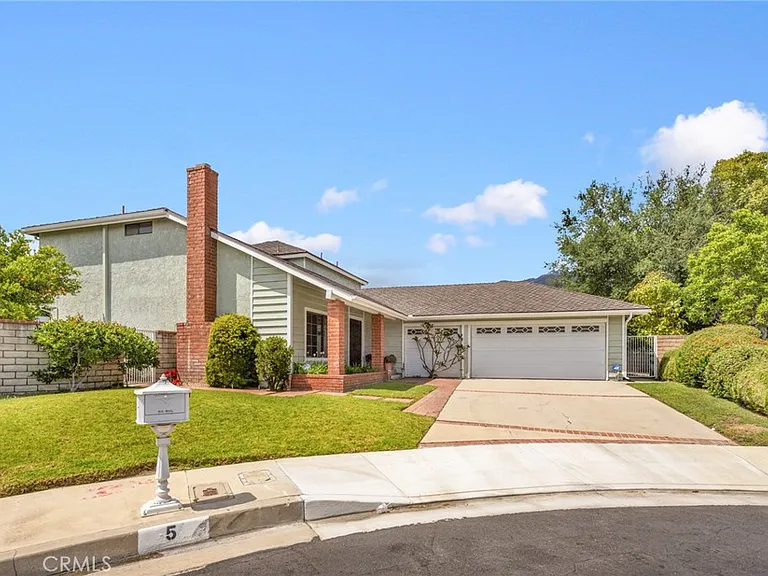 5 Carol Pine Ln — Photo 3