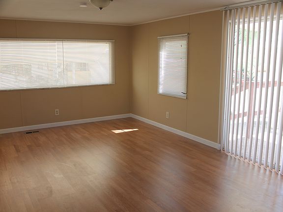 4th image of 1171 W Miracle Mile Unit 31