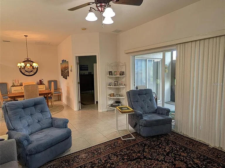 4480 Strathmore Dr — Photo 14