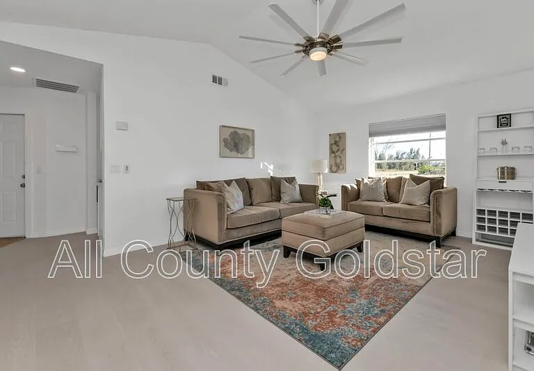 9509 Saint Paul Dr — Photo 23