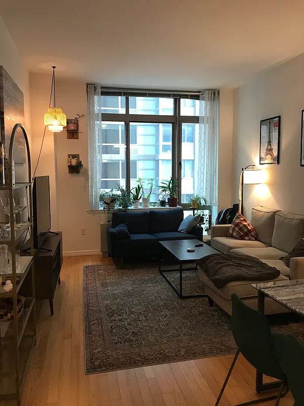 19 Rector Street 1018