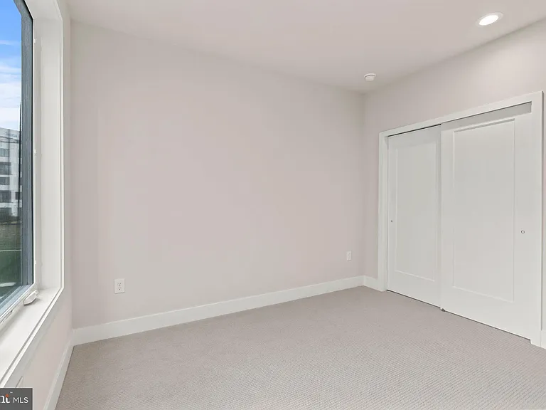 701 Brewster Aly #65 — Photo 14