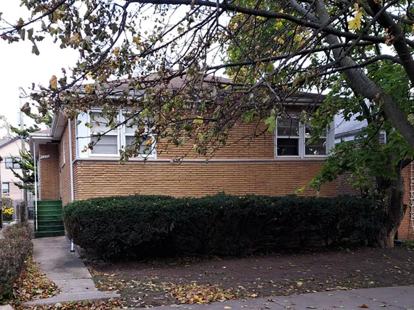6319 N Whipple St, Chicago, IL 60659