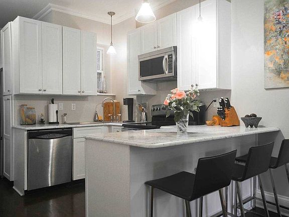 2nd image of 177 Amity St APT 10