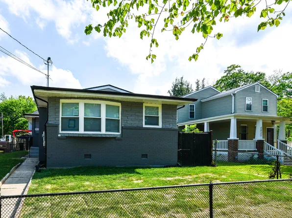 4827 Meade St NE, Washington, DC 20019