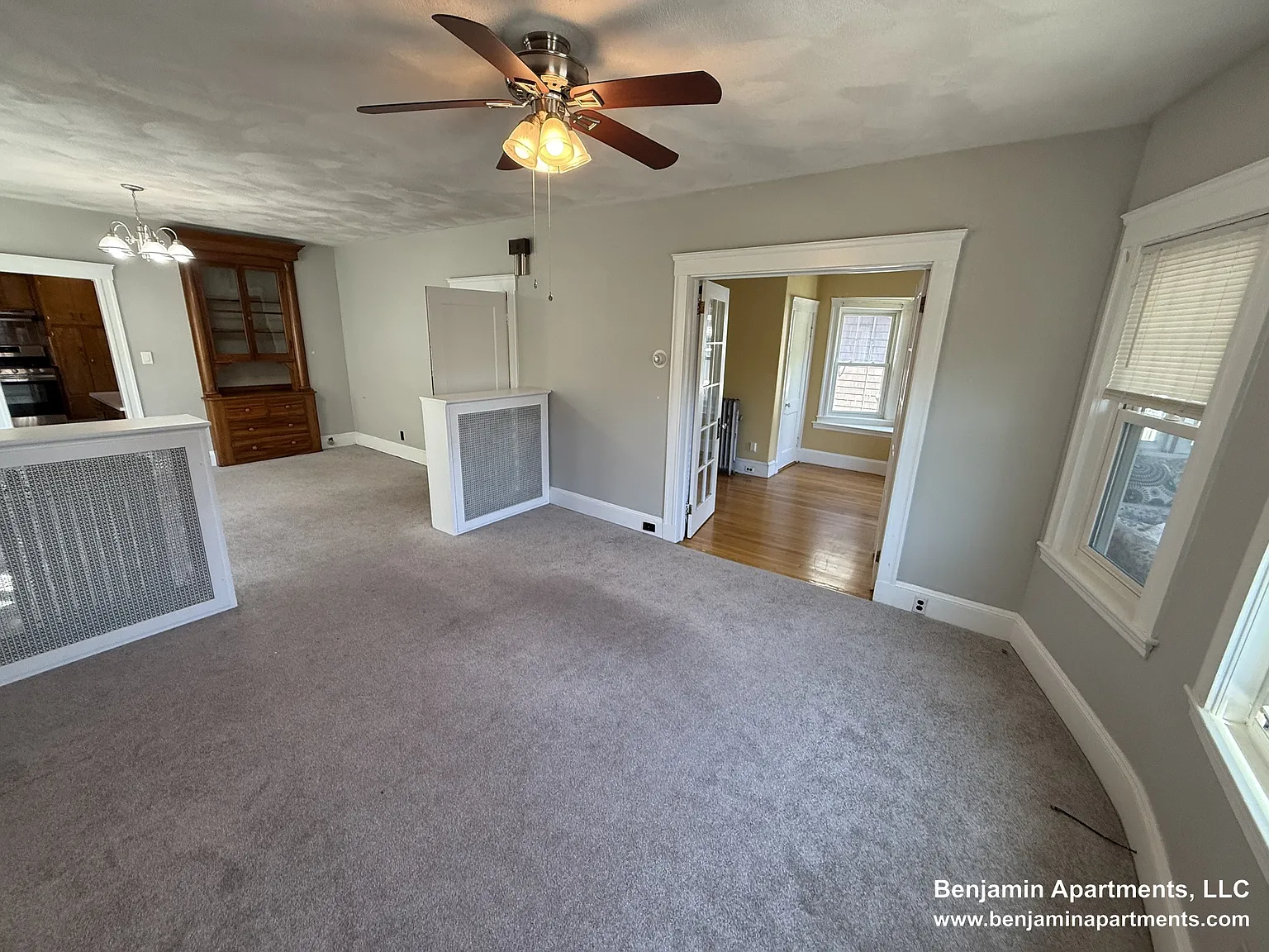 5 bed, 2.0 bath, $4,995 — Photo 2