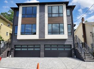 412 4th St #B, Palisades Park, NJ 07650