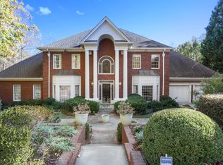 5275 Cross Roads Mnr, Sandy Springs, GA 30327