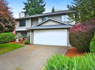 21038 NE 17th St, Sammamish, WA 98074