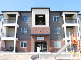3325 W 1830 N