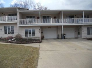 450 6th Ave S, Windom, MN 56101