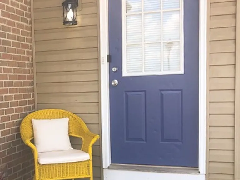 250 Overbrook Ct — Photo 1