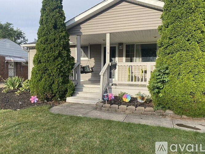 1st image of 6447 Lockhaven Dr