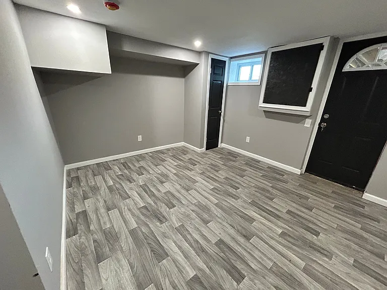 1503 Aldeney Ave — Photo 12