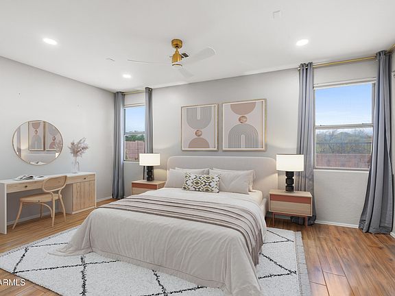 2nd image of 2517 N RAVEN Circle