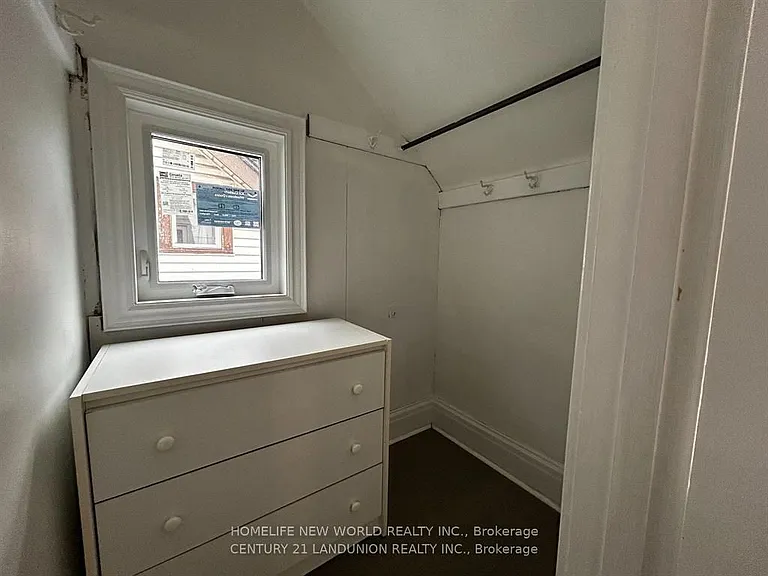 46 Arnold St #2-1 — Photo 18
