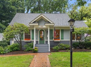 873 Hillside Ave, Glen Ellyn, IL 60137