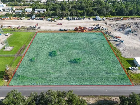 3 Horseman Dr, Lake Charles, LA 70615