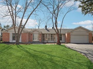 334 Seven Pines Cir, Highland Park, IL 60035